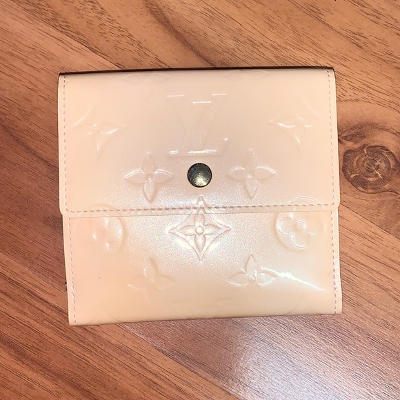 NWOT Authentic Louis Vuitton Monogram Vernis Patent Leather Elise Wallet - Picture 1 of 15